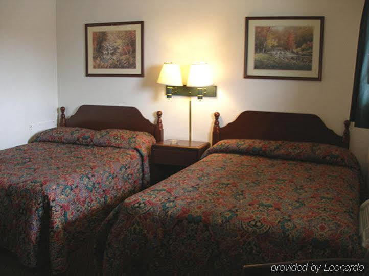 Red Carpet Inn - الينتاون الغرفة الصورة